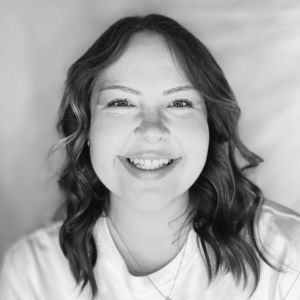 headshot of Hannah Erickson